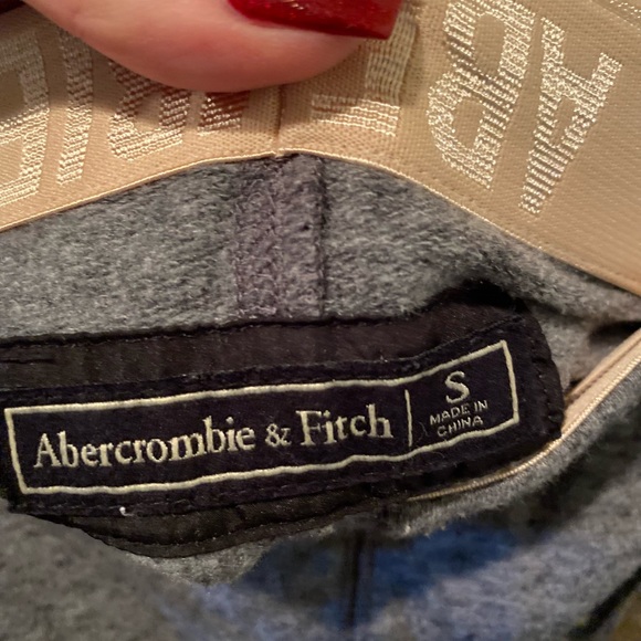 Abercrombie workout Set - Picture 4 of 4